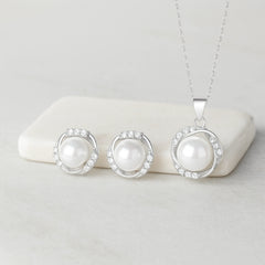 925 Sterling Silver Pearl Elegance Jewellery Set