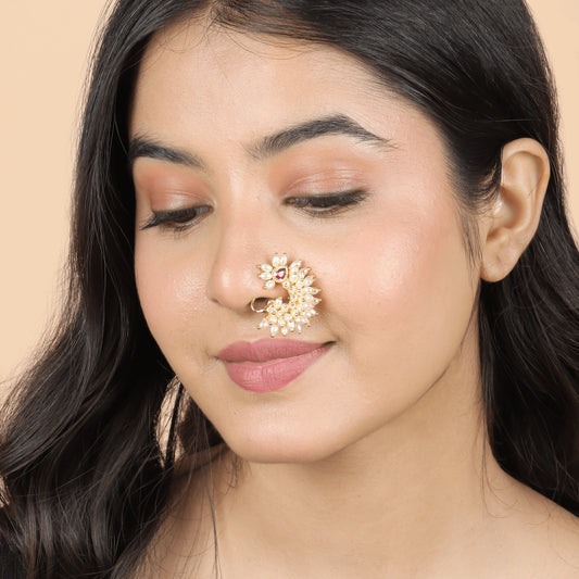Fancy Design Heritage Pearl Gold Plated Nath