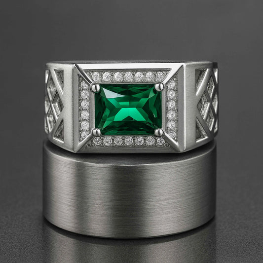 Luxurious Emerald-Cut Green Stone 925 Sterling Silver Ring