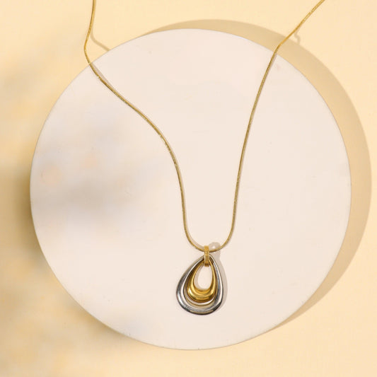 Duel Tone Chunky Anti Tarnished Chain Pendant - Rukhmani