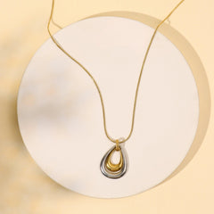 Duel Tone Chunky Anti Tarnished Chain Pendant - Rukhmani