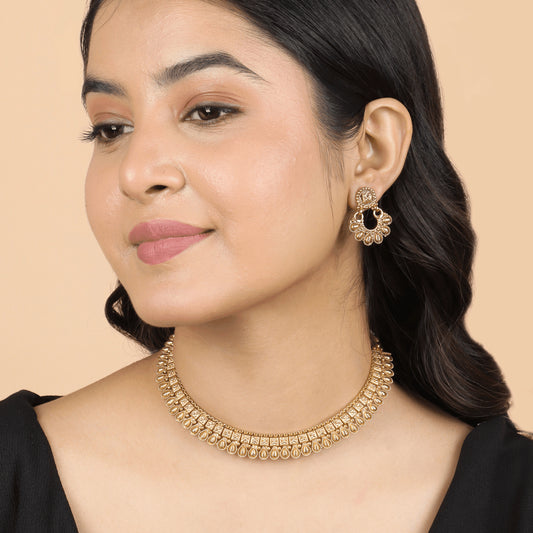 Opulent South Indian Necklace with Earrings