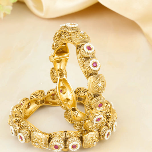 Fancy Design Rajwadi Rang Red Stone Gold Plated Rajwadi Bangles