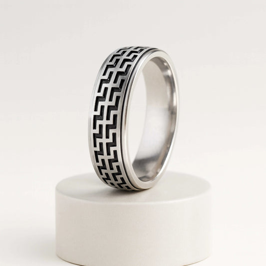 925 Sterling Silver Men’s Ring | Rhodium Plated Geometric Pattern Band