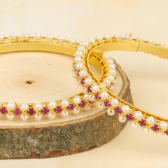 Beautiful Design Gold Plated Gulabi Moti Maharashtrian Bangles