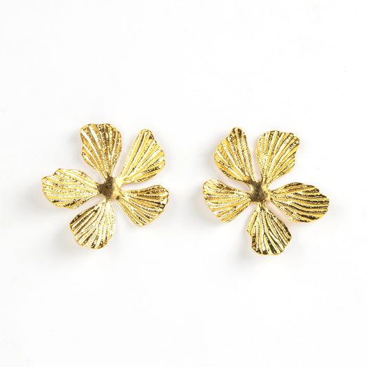 Gold Plated Classic Flower Design Earrings - Rukhmani