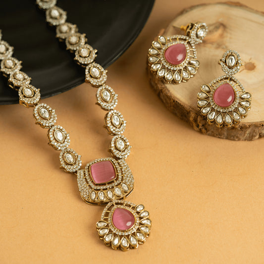 Striking Designer Traditional Jaipuri Set
