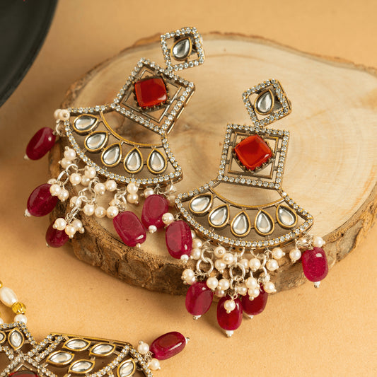 Remarkable Designer Traditional Rajwadi Set