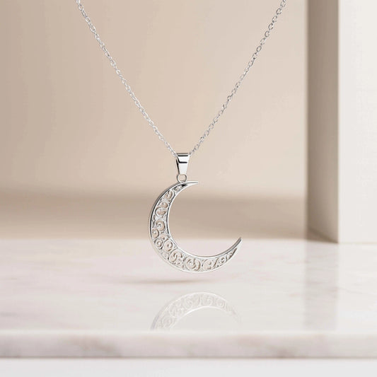Crescent Moon Pendant in 925 Sterling Silver