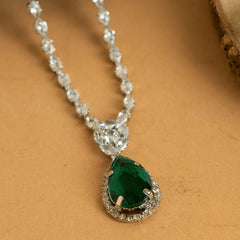 Natural Green Tear Diamond Clear Crystals Necklace With Earrings