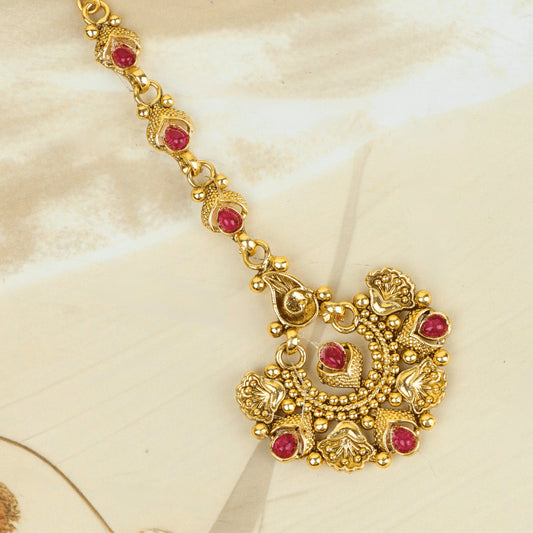 Ruby Radiance Kundan Rajwadi Mangtika